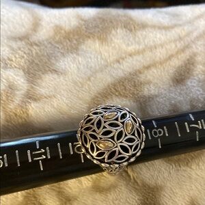 Elegant Silver Filigree Ring